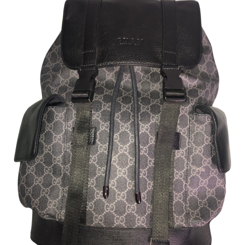 Gucci backpack unisex. Used few times. No personal use to me.